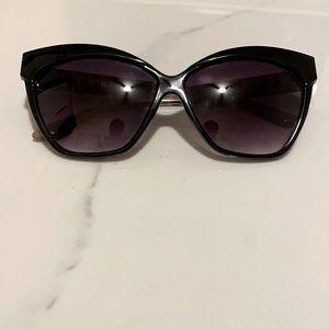 Black betsey Johnson cat eye glasses